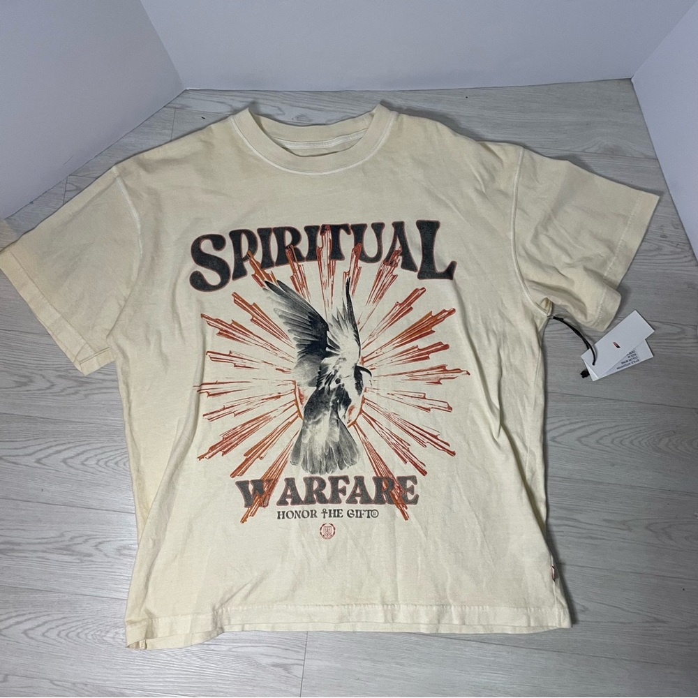 NWT Honor The Gift Mens Graphic TShirt Bone White Size Med “Spiritual Warfare”